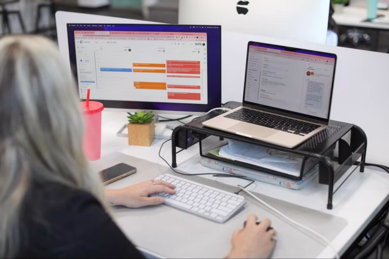 A developer creating a strategy on how SEO supports business growth by ensuring the site is accessible and fast, with conversion-focused content aligned to high-intent search terms.