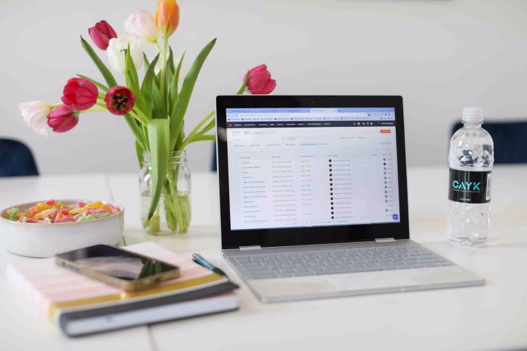 A laptop represents what is GEO—the evolution of SEO for today’s internet.